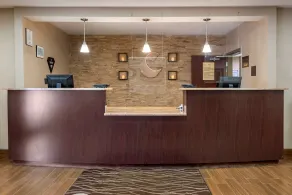 Comfort Inn & Suites Farmington - Victor - Réception