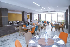 Le Ndiambour Hôtel et Résidence - Restaurant