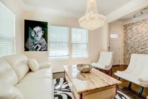 Downtown DC Home w/ Furnished Patio! - Interior