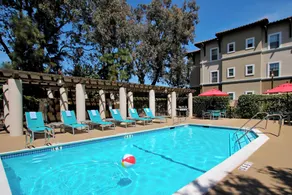 TownePlace Suites by Marriott San Jose Cupertino - Piscina