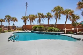 Best Western Plus Seawall Inn & Suites by the Beach - Piscine