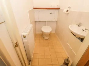 2 Park Nook Close - Badezimmer