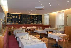 Logis Hôtel Les Pages - Restaurant