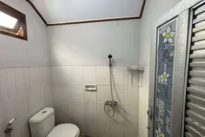 OYO 95050 Penginapan Sekarsari Syariah - Bathroom
