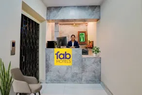 FabHotel Sri Narmada Grand - Reception