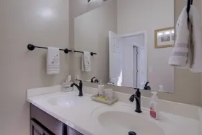 Spacious & Serene Lake Ridge Retreat w/ Game Room! - Interior