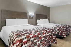 Red Roof Inn Flint - Zimmer