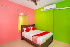OYO 17373 Ssv Hotel - Camera