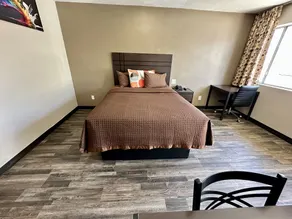 West Inn NAU - Downtown Flagstaff - Room