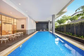 Aston Inn Pantai Losari Makassar - Pool