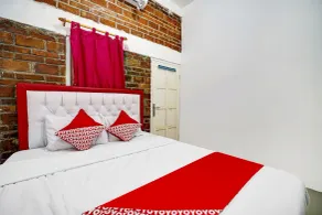 King Puntodewo Guesthouse RedPartner - Værelse