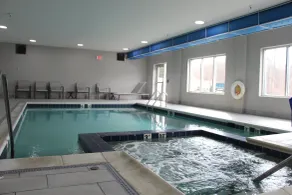 Holiday Inn Express & Suites Wytheville by IHG - Piscine