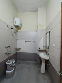 Hotel Downtown Kangra - Salle de bain