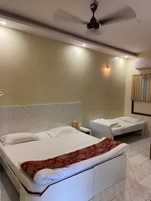 Hotel New Sunder - Room