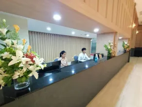 Mayflower Grande Suite Hotel  - Réception