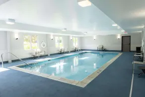 Country Inn & Suites Etown - Piscine