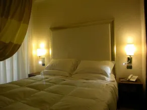 The Strand Hotel - Chambre