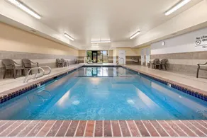 Hampton Inn & Suites Burlington - Piscine