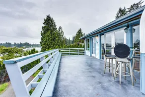 Tacoma Home on Steilacoom Lake w/ Dock! - Innenbereich