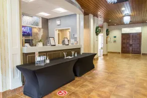 Quality Inn & Suites Downtown - Réception