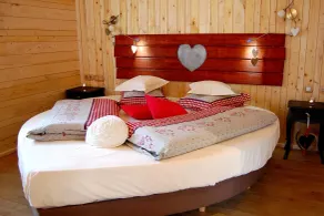 Domaine du Haut Jardin Hôtel & Chalets Spa Privé - Zimmer