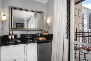 Waldorf Astoria Chicago - Chambre