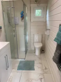 Cosy Cabin Hideaway 3km From Cavan Town - Baño