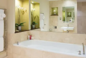 Champneys Forest Mere - Bathroom