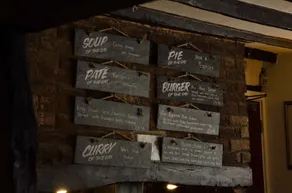 Crossways Inn - Restaurant
