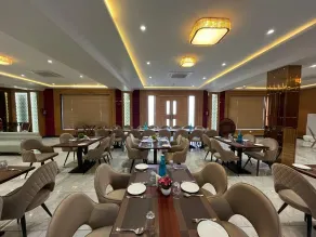 Hotel Three Seasons - Restaurant