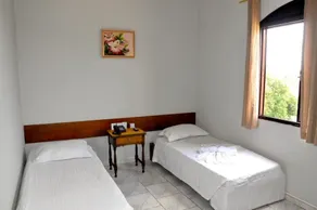 Hotel Caçula - Habitación