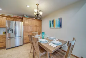 Eufaula Oasis w/ Screened Porch: Unwind in Style! - Interiör