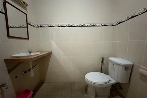 Taxa Raya Guest House - Bathroom