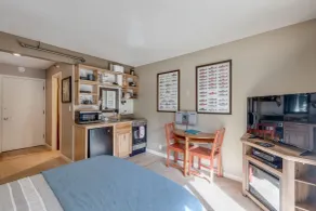 Snowline Lodge - Condo #37 - A Very Cute Condo - Near the Mountain, now has Wifi - Værelse