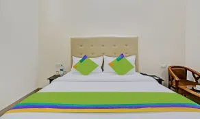 Hotel Royal Empirre Near PEC-PGI-PU-Sukhna Lake-Rock Garden-Rose Garden Chandigarh - Camera