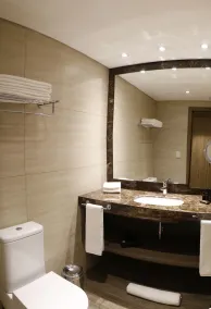 Paseo La Galería Hotel & Suites - Bathroom