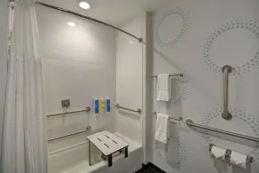 Tru by Hilton Huber Heights - Salle de bain