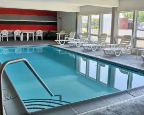 Comfort Inn Ruther Glen near Kings Dominion - Piscine