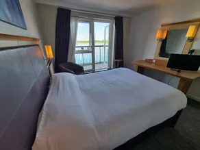 The Willen Lodge Hotel - Room