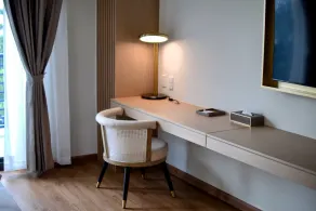 Dolce by Wyndham Hollywood - Vue de la chambre