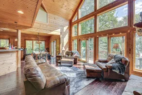 Game Room, Deck + Views: Idyllic Slaty Fork Cabin - Innenbereich