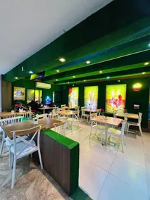 Capital O Hotel Jazuli - Restaurant