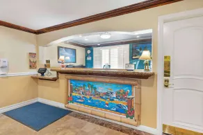 Best Western Harbour Inn & Suites Huntington - Sunset Beach - Réception