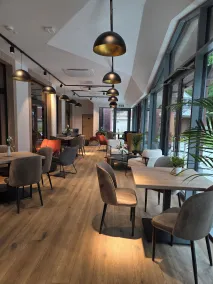 Dom Nazaret - Close to Airport 24h - Restaurant