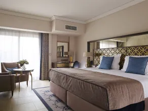 Dona Filipa Hotel - Chambre