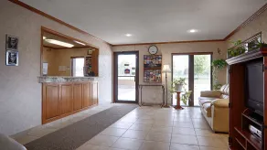 Red Coach Inn - Lobby