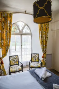 The Woodlands Hotel - Room