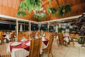 Ficus Sunset Suites - Restaurante