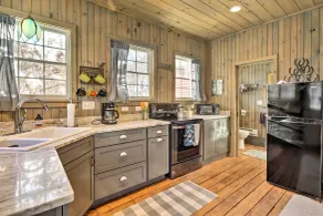 Killingly Barnyard Studio in Wine Country! - Intérieur