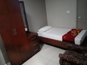 Sunseekers Outrigger Hotel - Chambre